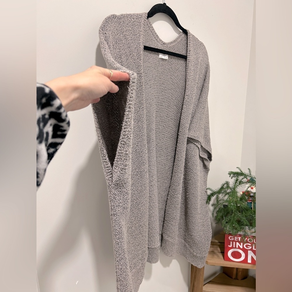 Aritzia Community Iconic Cape Oversized Cotton Blend Knitted Cardigan size XS/S - Picture 6 of 8
